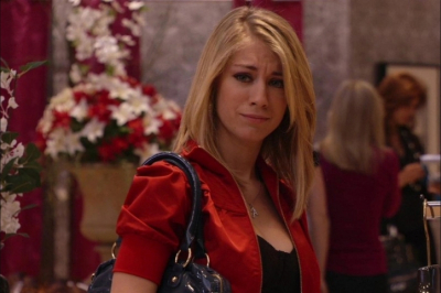 Дженнифер Холлэнд