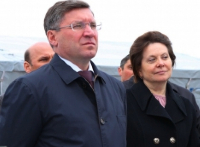 Инсайдеры: губернатор Владимир Якушев лоббирует приватизацию государственной страховой компании &laquo;Югория&raquo;