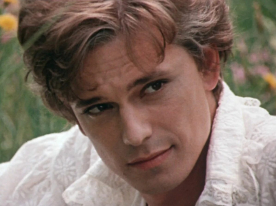 12 актеров советского кино, красотой которых можно было затмить многих голливудских звезд