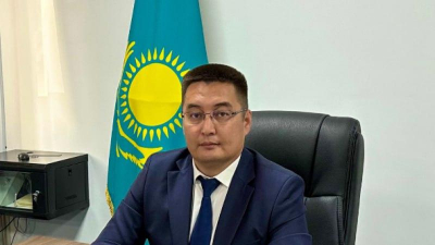 Акима Хромтау подозревают в получении взятки