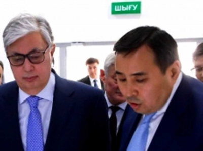 Мырзахметов Аблай Исабекович: позорный для Токаева и Назарбаева «пластиковый» самопиар во время чумы