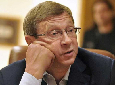 Как бизнесмен Владимир Евтушенков вложил средства в избирательную кампанию Игоря Кобзева