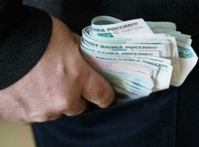 Бывший директор &laquo;дочки&raquo; КТЖ получил взятку 50 тысяч долларов за назначение начальника топливного склада