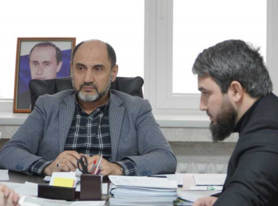 Каспийский вольер: как стая из семи собак оказалась быстрее чиновников