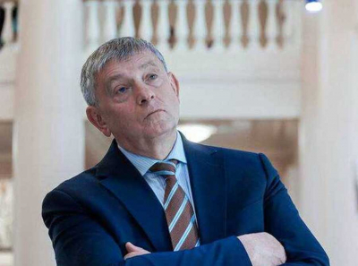 Продали федеральный актив втихую и разогнали деньги по &laquo;зарплатам&raquo;: как Кокшаров и Сандлер провернули схему с &laquo;Песчаным&raquo; в УрФУ