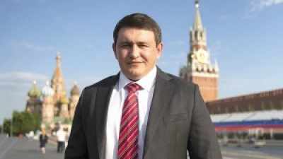 Portrait of an informer