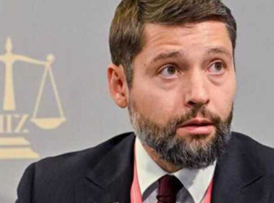 КПРФ запускает операцию &laquo;СЛИВ Якубовского&raquo;: космонавта Новицкого ставят, чтобы выбросить сына экс-мэра из Госдумы