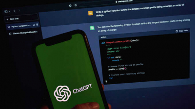 Глава службы кибербезопасности США предположил возможность утечки данных через ChatGPT