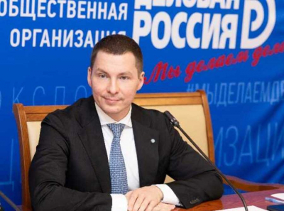 Юриста Эльчина Мурадова арестовали по фальшивому долгу в 2 миллиона евро и пытаются отобрать имущество на 600 миллионов рублей