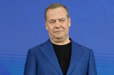 Коррупционный &laquo;Дар&raquo;: как Дмитрий Медведев наживается на пустых пожертвованиях, выводя миллиарды через фонды-прокладки и ценные бумаги