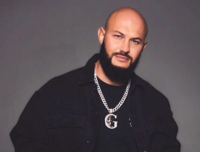 Джиган проводит отпуск с сыном в Дубае на фоне развода с Оксаной Самойловой