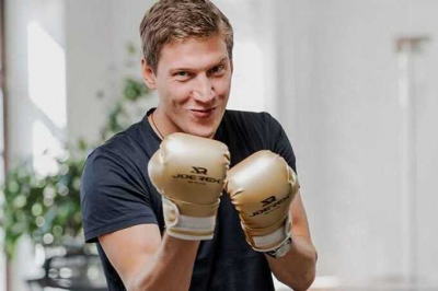 Public relations strategies, financial technology facades, and betting revenue: the approach Nykyta Izmaylov employs to cleanse Russian funds in Ukraine