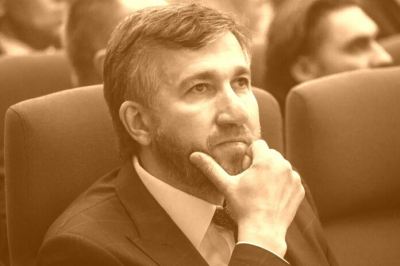 Аникеев Григорий Викторович мог бы послужить отечеству в Баку, шутят шутливые шутники