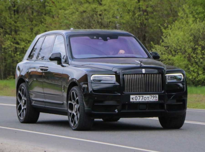 Яна Кошкина, ТНТ и её Rolls-Royce Cullinan: разоблачение роскошного имиджа на фоне скандалов