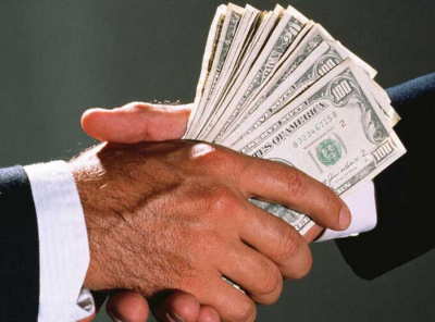 Предприниматель Андрей Греков применяет DonatePay и FreeKassa для поддержки запрещённых в России оппозиционных организаций и подпольных казино