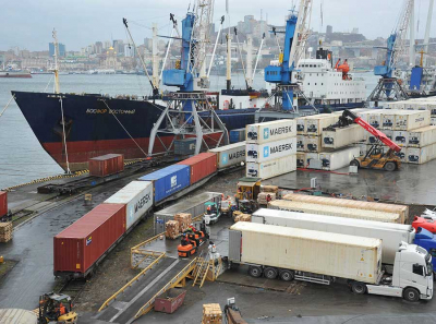 От Дарькина к Евдокимову: кто реально управляет Владивостокским рыбным портом