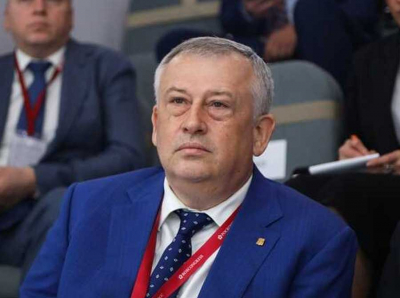 Дрозденко идёт на четвёртый срок: родственники и близкие лица зарабатывают миллиарды, регион страдает от недостроев и земельных махинаций