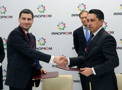 Почему Ян Центер до сих пор не под следствием? Аресты в Облкоммунэнерго, национализация активов СТС и тень над уральской финансово-энергетической группой